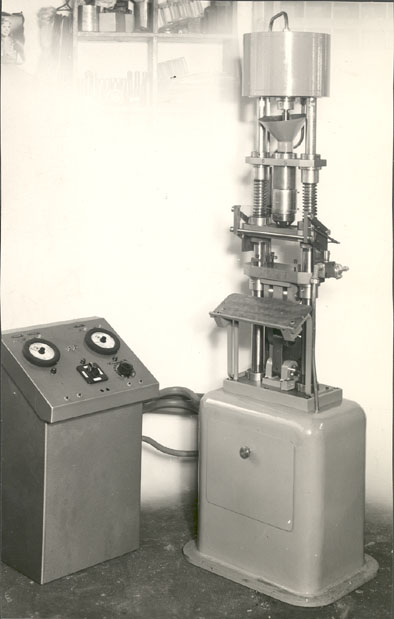 Machine 1947